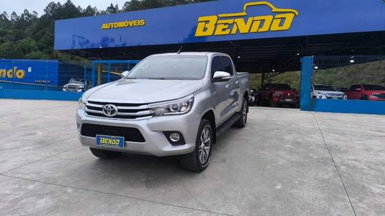 TOYOTA HILUX 2.8 SRX 4X4 CD 16V DIESEL 4P AUTOMÁTICO