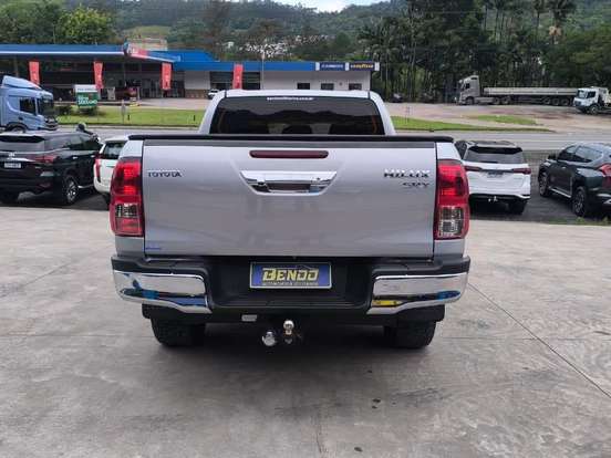 TOYOTA-HILUX-2.8 SRX 4X4 CD 16V DIESEL 4P AUTOMÁTICO TOYOTA-HILUX-2017