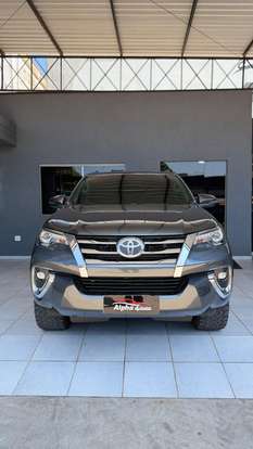 TOYOTA-HILUX-2.8 SRX 4X4 CD 16V DIESEL 4P AUTOMÁTICO TOYOTA-HILUX-2020