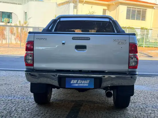 TOYOTA-HILUX-3.0 SRV 4X4 CD 16V TURBO INTERCOOLER DIESEL 4P AUTOMÁTICO TOYOTA-HILUX-2012
