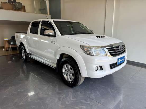 TOYOTA-HILUX-3.0 SRV 4X4 CD 16V TURBO INTERCOOLER DIESEL 4P AUTOMÁTICO TOYOTA-HILUX-2013