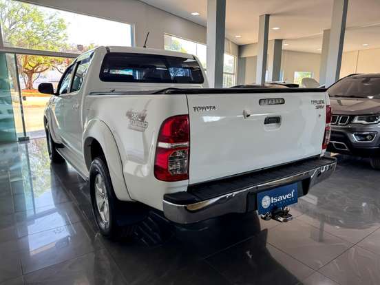 TOYOTA-HILUX-3.0 SRV 4X4 CD 16V TURBO INTERCOOLER DIESEL 4P AUTOMÁTICO TOYOTA-HILUX-2013