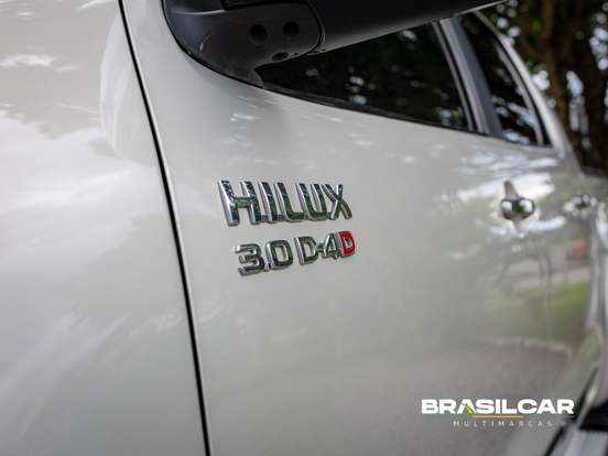 TOYOTA-HILUX-3.0 SRV 4X4 CD 16V TURBO INTERCOOLER DIESEL 4P AUTOMÁTICO TOYOTA-HILUX-2013