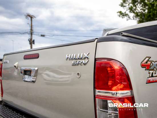TOYOTA-HILUX-2013
