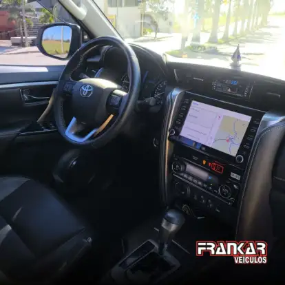 TOYOTA-HILUX SW4-2.8 D-4D TURBO DIESEL SRX 4X4 AUTOMÁTICO TOYOTA-HILUX SW4-2022