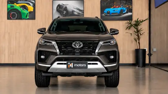 TOYOTA-HILUX SW4-2020