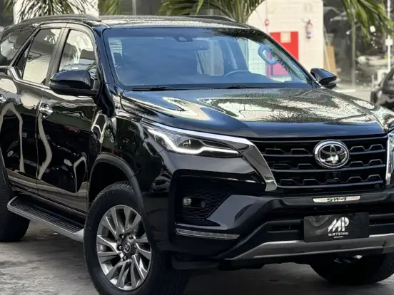 TOYOTA-HILUX SW4-2.8 D-4D TURBO DIESEL SRX 7L 4X4 AUTOMÁTICO TOYOTA-HILUX SW4-2022