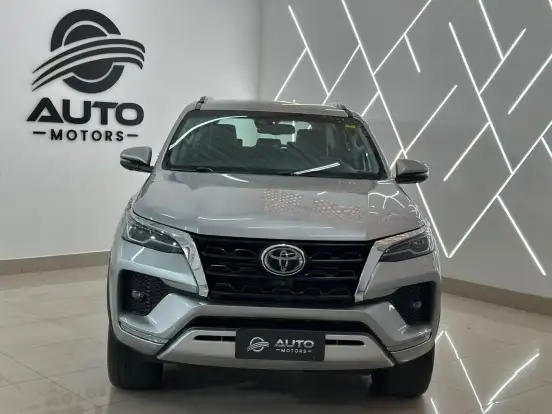 TOYOTA-HILUX SW4-2023