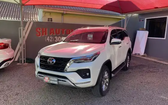 TOYOTA-HILUX SW4-2026