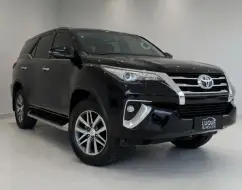 TOYOTA HILUX SW4 2.8 SRX 4X4 16V TURBO INTERCOOLER DIESEL 4P AUTOMÁTICO TOYOTA HILUX SW4 2.8 SRX 4X4 16V TURBO INTERCOOLER DIESEL 4P AUTOMÁTICO