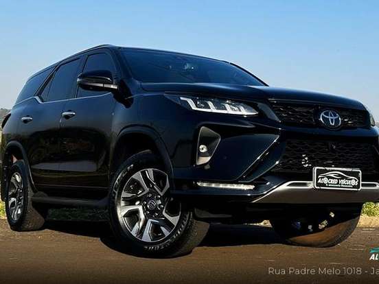 TOYOTA-HILUX SW4-2.8 D-4D TURBO DIESEL DIAMOND 7L 4X4 AUTOMÁTICO TOYOTA-HILUX SW4-2022