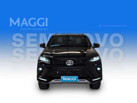 TOYOTA-HILUX SW4-2022