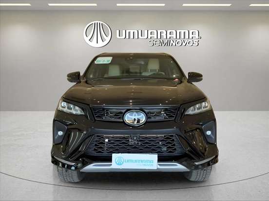 TOYOTA-HILUX SW4-2023