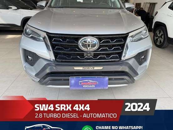 TOYOTA-HILUX SW4-2.8 D-4D TURBO DIESEL SRX 4X4 AUTOMÁTICO TOYOTA-HILUX SW4-2023