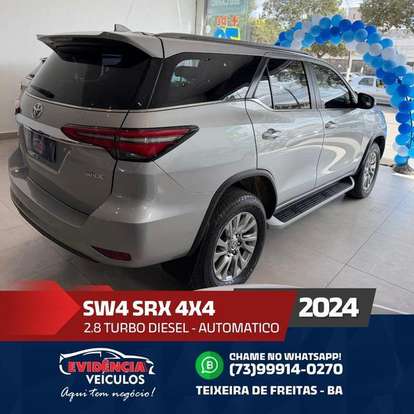 TOYOTA-HILUX SW4-2023