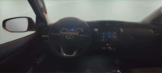 TOYOTA-HILUX SW4-2023