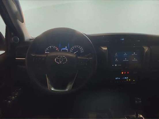 TOYOTA-HILUX SW4-2.8 D-4D TURBO DIESEL SRX 4X4 AUTOMÁTICO TOYOTA-HILUX SW4-2023