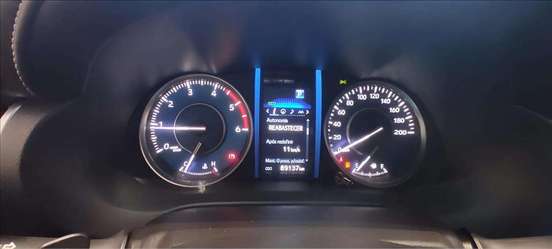 TOYOTA-HILUX SW4-2023