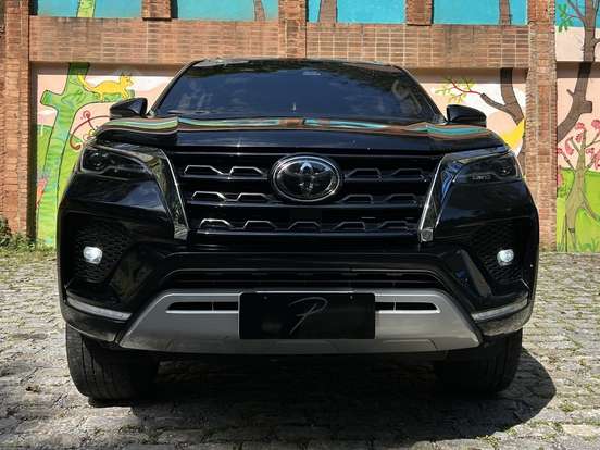 TOYOTA-HILUX SW4-2021