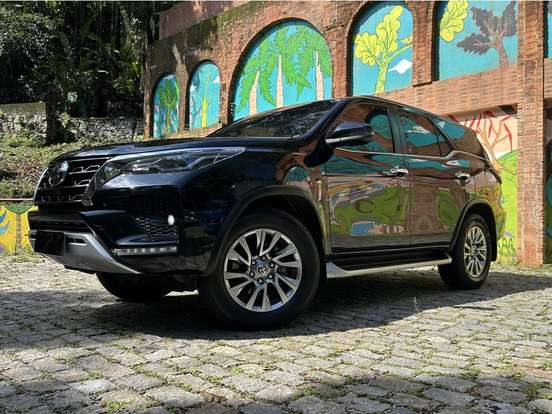 TOYOTA-HILUX SW4-2021