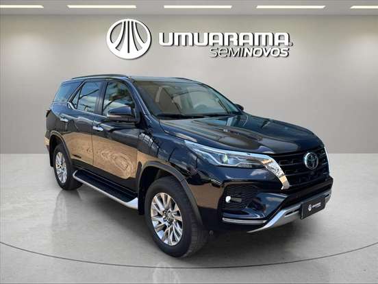 TOYOTA-HILUX SW4-2.8 D-4D TURBO DIESEL SRX 7L 4X4 AUTOMÁTICO TOYOTA-HILUX SW4-2022