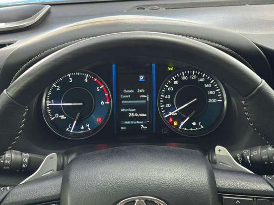 TOYOTA-HILUX SW4-2.8 D-4D TURBO DIESEL SRX PLATINUM 4X4 AUTOMÁTICO TOYOTA-HILUX SW4-2026