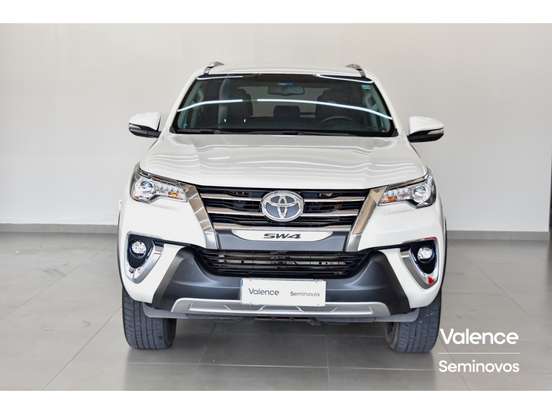 TOYOTA-HILUX SW4-2019