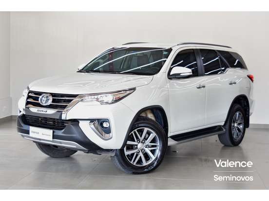 TOYOTA-HILUX SW4-2.8 SRX 4X4 16V TURBO INTERCOOLER DIESEL 4P AUTOMÁTICO TOYOTA-HILUX SW4-2019