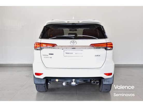 TOYOTA-HILUX SW4-2.8 SRX 4X4 16V TURBO INTERCOOLER DIESEL 4P AUTOMÁTICO TOYOTA-HILUX SW4-2019