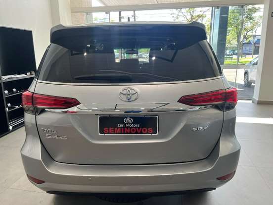 TOYOTA-HILUX SW4-2019