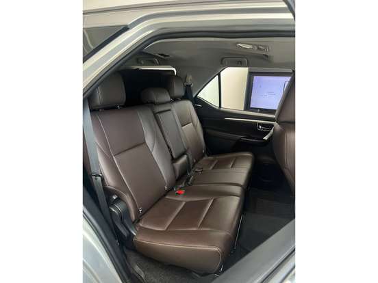 TOYOTA-HILUX SW4-2019