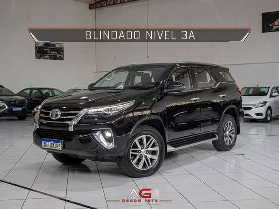 TOYOTA-HILUX SW4-2020