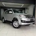 TOYOTA HILUX SW4 3.0 SR 4X4 16V TURBO INTERCOOLER DIESEL 4P AUTOMÁTICO TOYOTA HILUX SW4 3.0 SR 4X4 16V TURBO INTERCOOLER DIESEL 4P AUTOMÁTICO