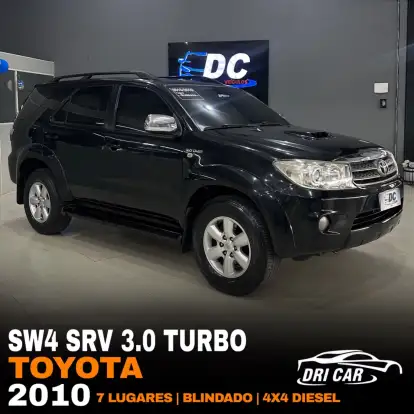 TOYOTA-HILUX SW4-2010