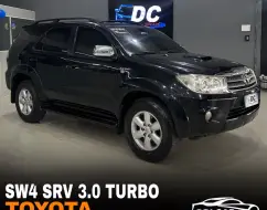 TOYOTA HILUX SW4 3.0 SRV 4X4 7 LUGARES 16V TURBO INTERCOOLER DIESEL 4P AUTOMÁTICO TOYOTA HILUX SW4 3.0 SRV 4X4 7 LUGARES 16V TURBO INTERCOOLER DIESEL 4P AUTOMÁTICO