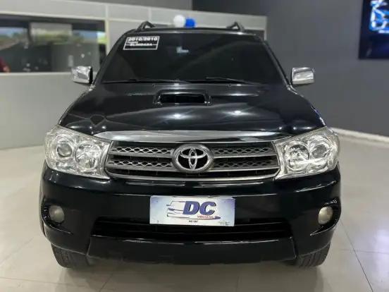 TOYOTA-HILUX SW4-3.0 SRV 4X4 7 LUGARES 16V TURBO INTERCOOLER DIESEL 4P AUTOMÁTICO TOYOTA-HILUX SW4-2010