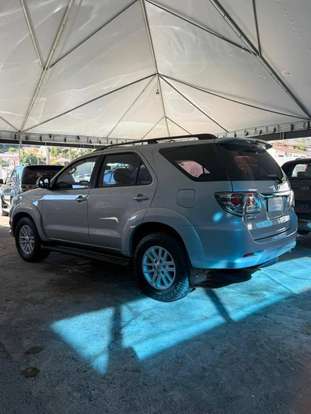 TOYOTA-HILUX SW4-2014