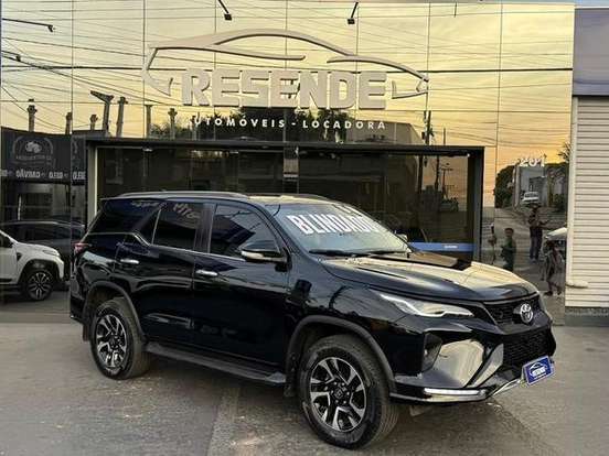 TOYOTA-HILUX SW4-4.0 SRX 4X4 7 LUGARES V6 24V GASOLINA 4P AUTOMÁTICO TOYOTA-HILUX SW4-2016