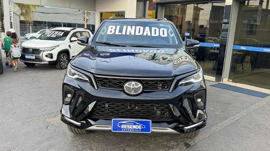 TOYOTA-HILUX SW4-2016