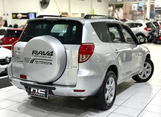 TOYOTA-RAV4-2005
