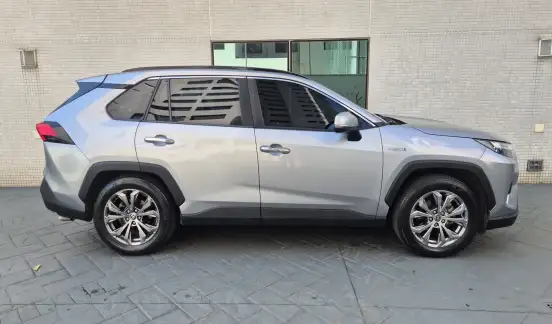 TOYOTA-RAV4-2022