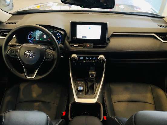 TOYOTA-RAV4-2025