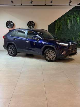TOYOTA-RAV4-2023