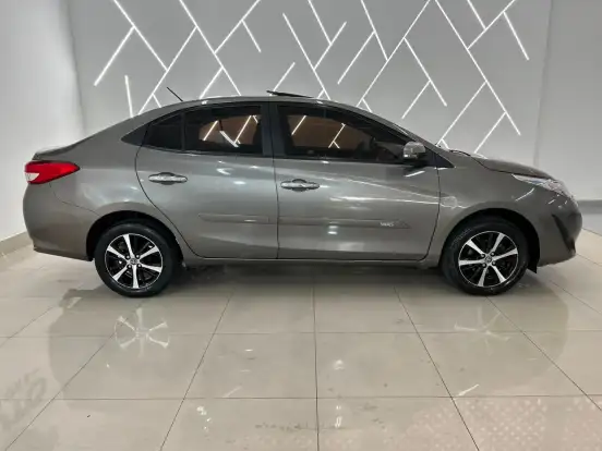 TOYOTA-YARIS-1.5 16V FLEX SEDAN XLS MULTIDRIVE TOYOTA-YARIS-2019
