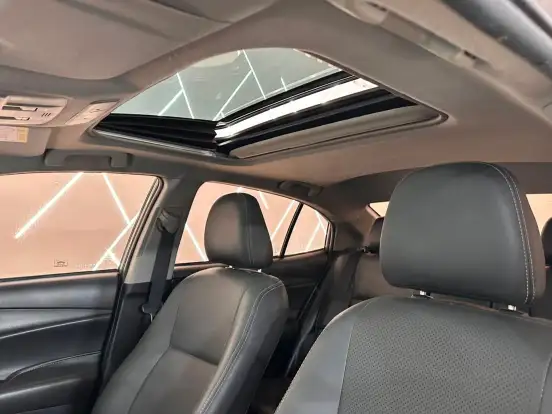 TOYOTA-YARIS-2019