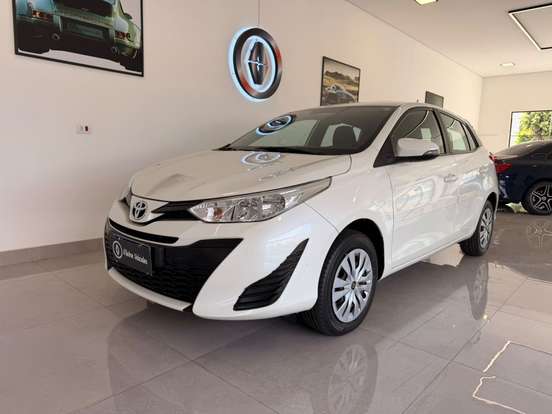 TOYOTA-YARIS-2020