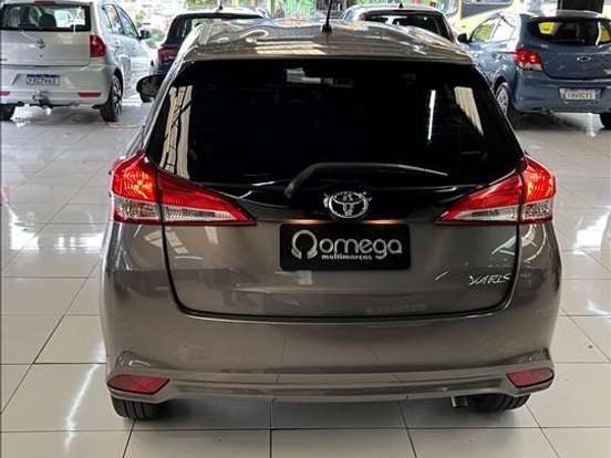 TOYOTA-YARIS-1.3 16V FLEX XL LIVE MULTIDRIVE TOYOTA-YARIS-2021
