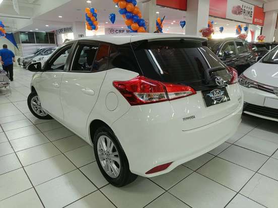 TOYOTA-YARIS-2019