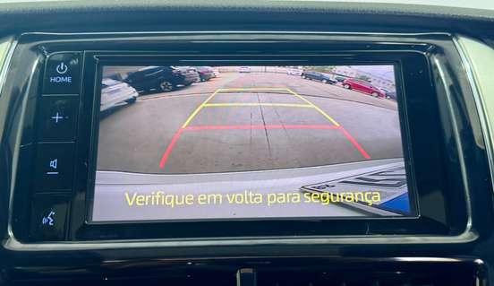 TOYOTA-YARIS-2021