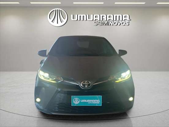 TOYOTA-YARIS-2022